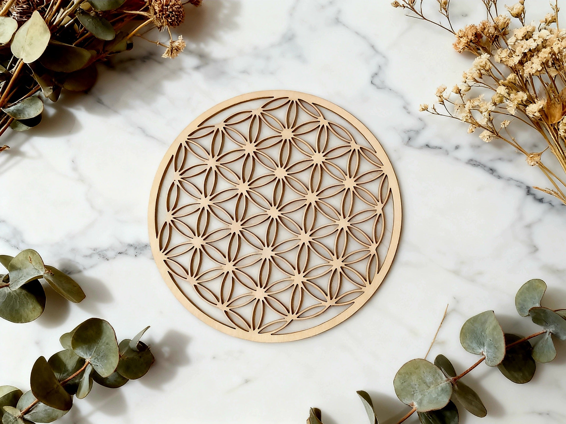 Plaque Fleur de Vie en bois 10 cm – Géométrie sacrée, purification et recharge