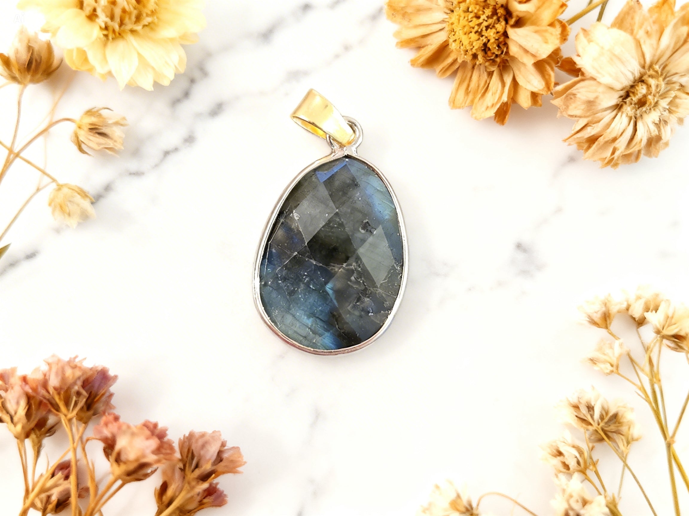 Pendentif serti Labradorite – Protection & Énergie positive (pierre naturelle)