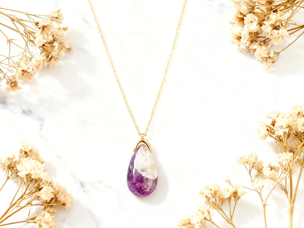 Collier goutte Améthyste – Apaisement & Anti-stress (Pierre naturelle)