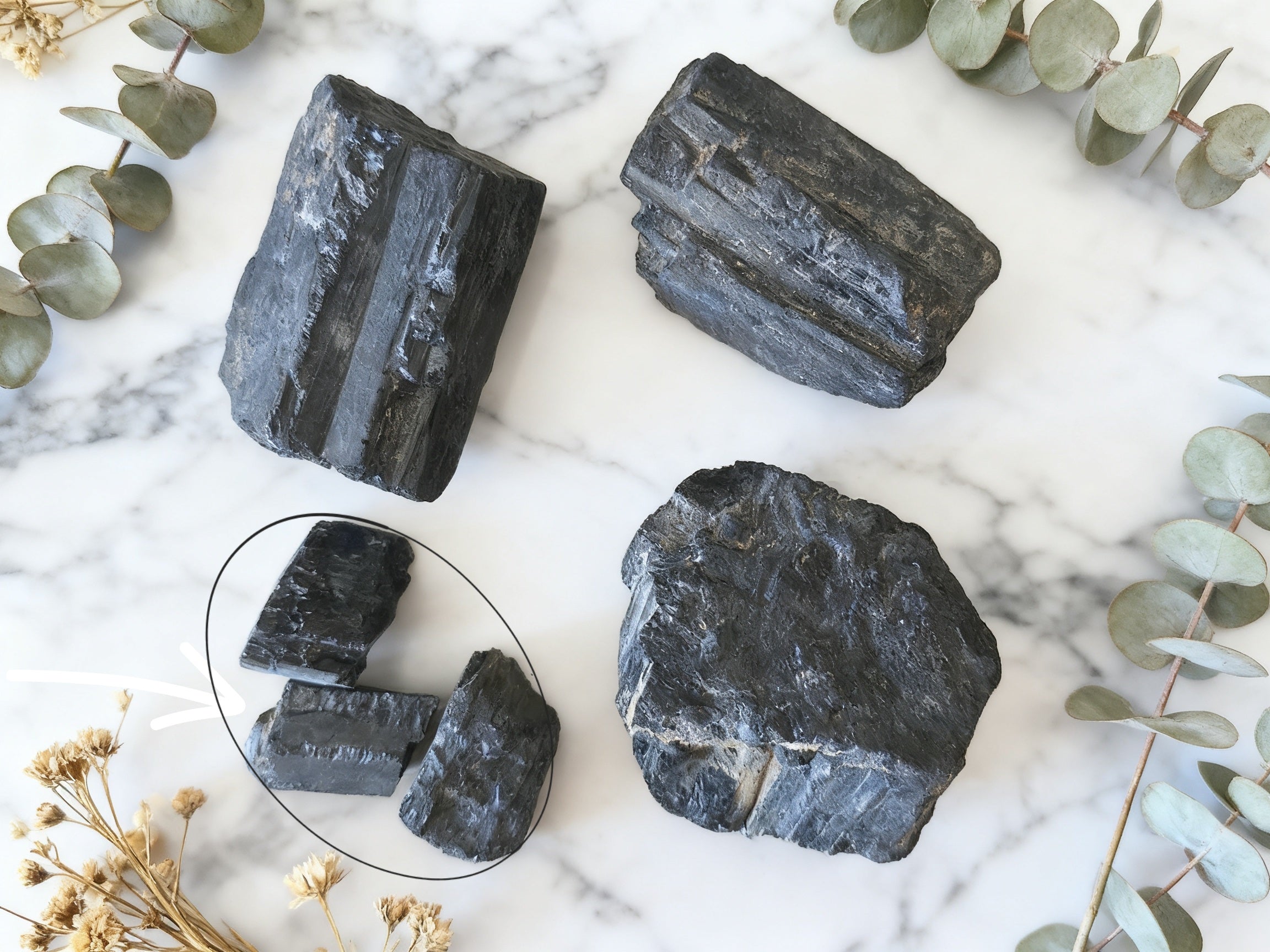Tourmaline noire brute — protection énergétique puissante | À l'unité ou lot de 4