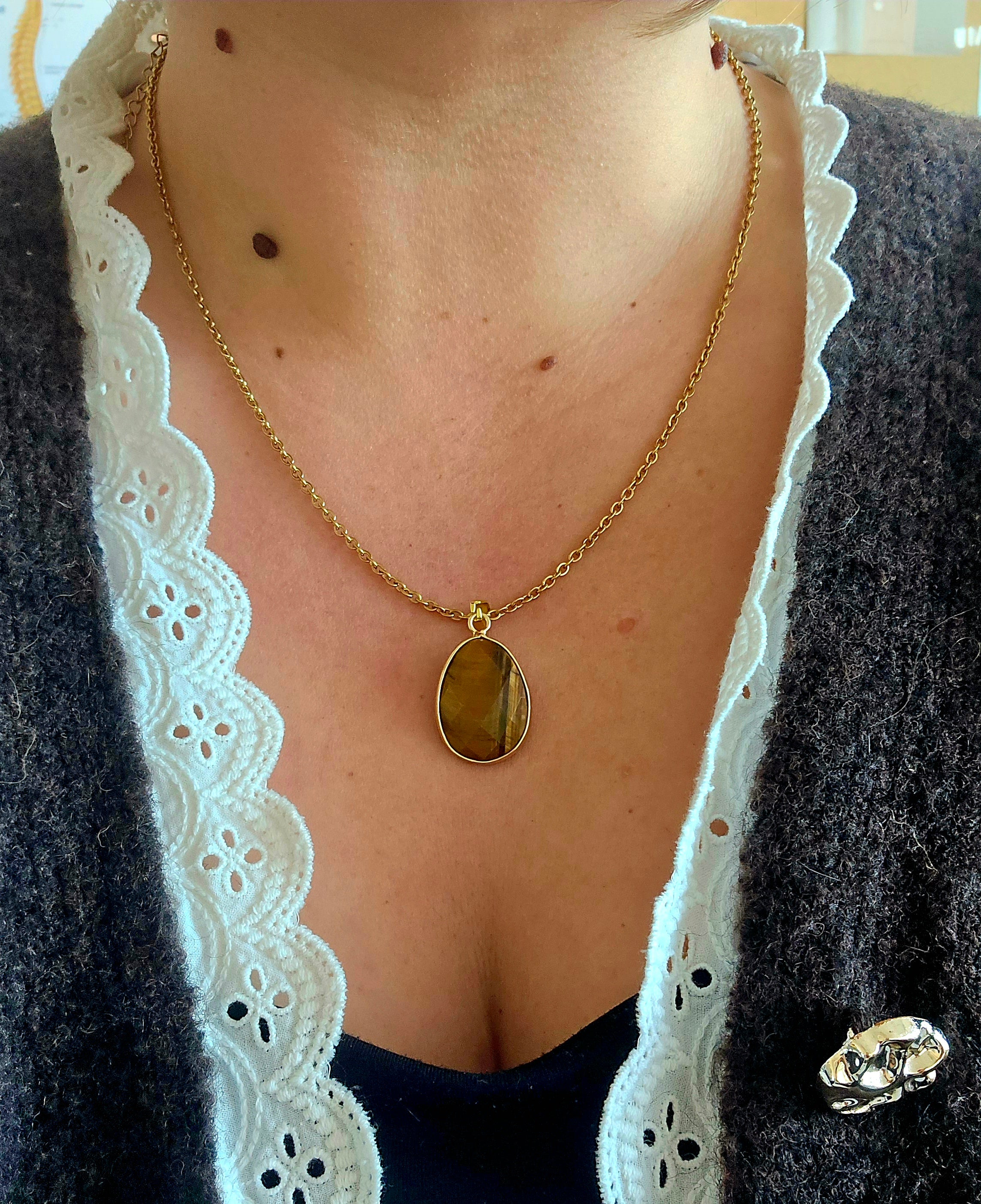 Pendentif serti Œil de Tigre – Protection et confiance en soi